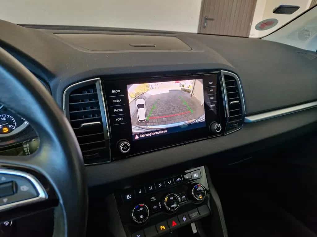 Skoda Karoq 1.5 TSI ACT DSG STYLE STYLE 04/2020-photo-5