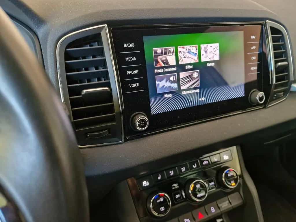 Skoda Karoq 1.5 TSI ACT DSG STYLE STYLE 04/2020-photo-7