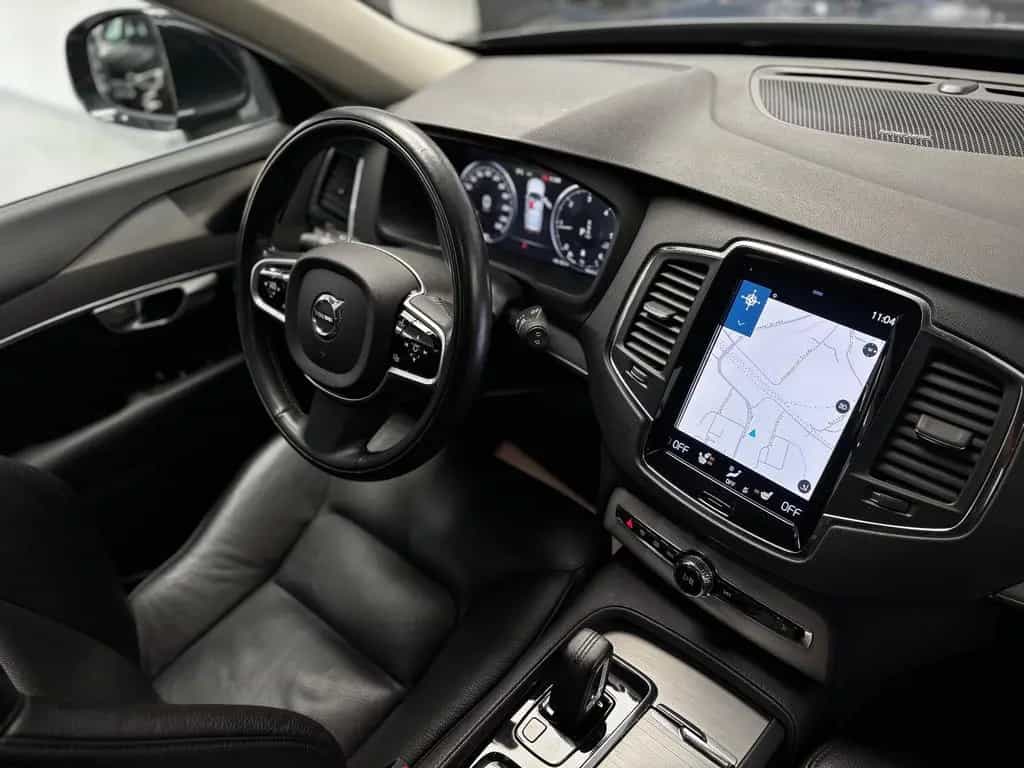 Volvo XC90 Momentum Pro AWD CAM 7-STZ PANO ACC HARMAN/ 11/2020-photo-6