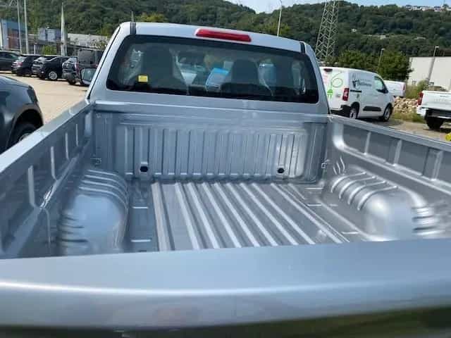 Isuzu D-Max 4x4 L A/T SpaceCab null-photo-5