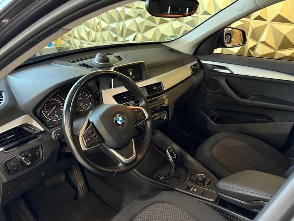 BMW X1 sDrive 18 i Advantage|AUTOMATIK|LED|PANO| 07/2017-photo-1