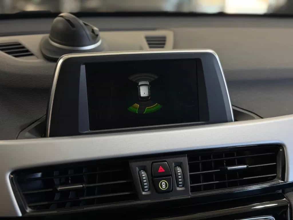 BMW X1 sDrive 18 i Advantage|AUTOMATIK|LED|PANO| 07/2017-photo-12