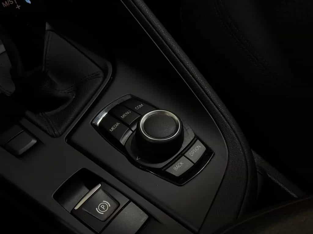 BMW X1 sDrive 18 i Advantage|AUTOMATIK|LED|PANO| 07/2017-photo-17