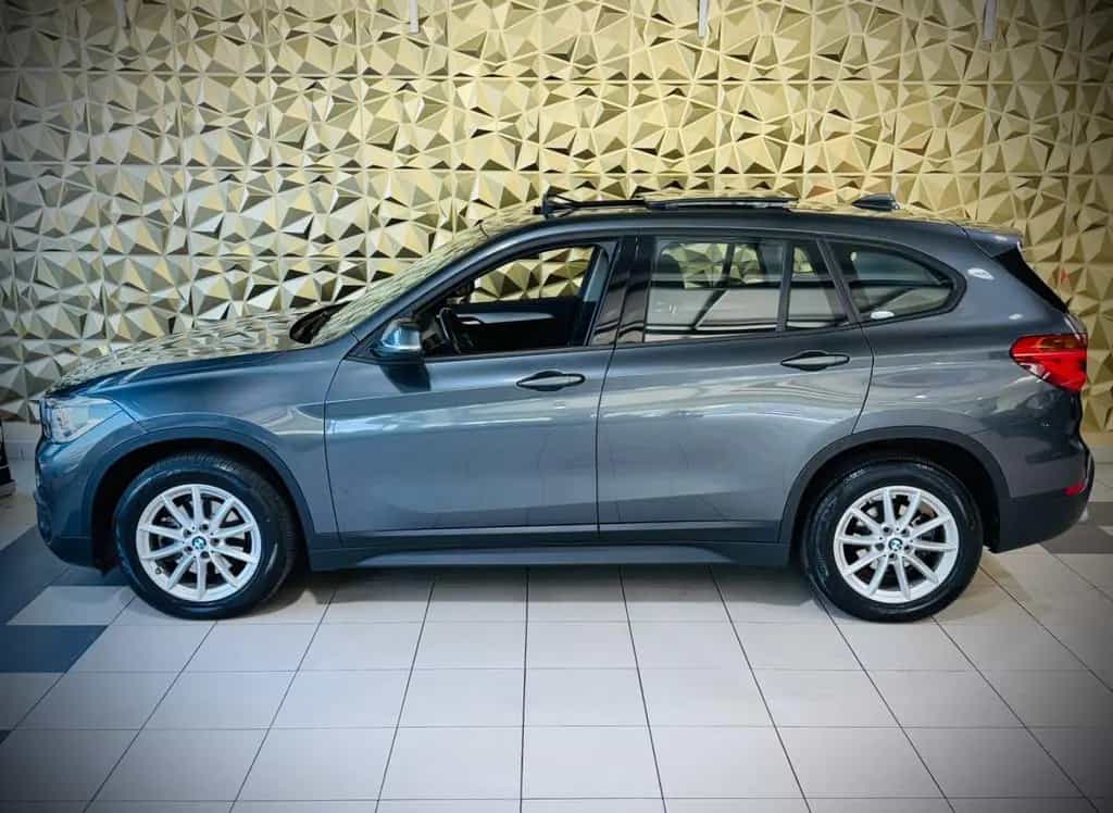 BMW X1 sDrive 18 i Advantage|AUTOMATIK|LED|PANO| 07/2017-photo-9