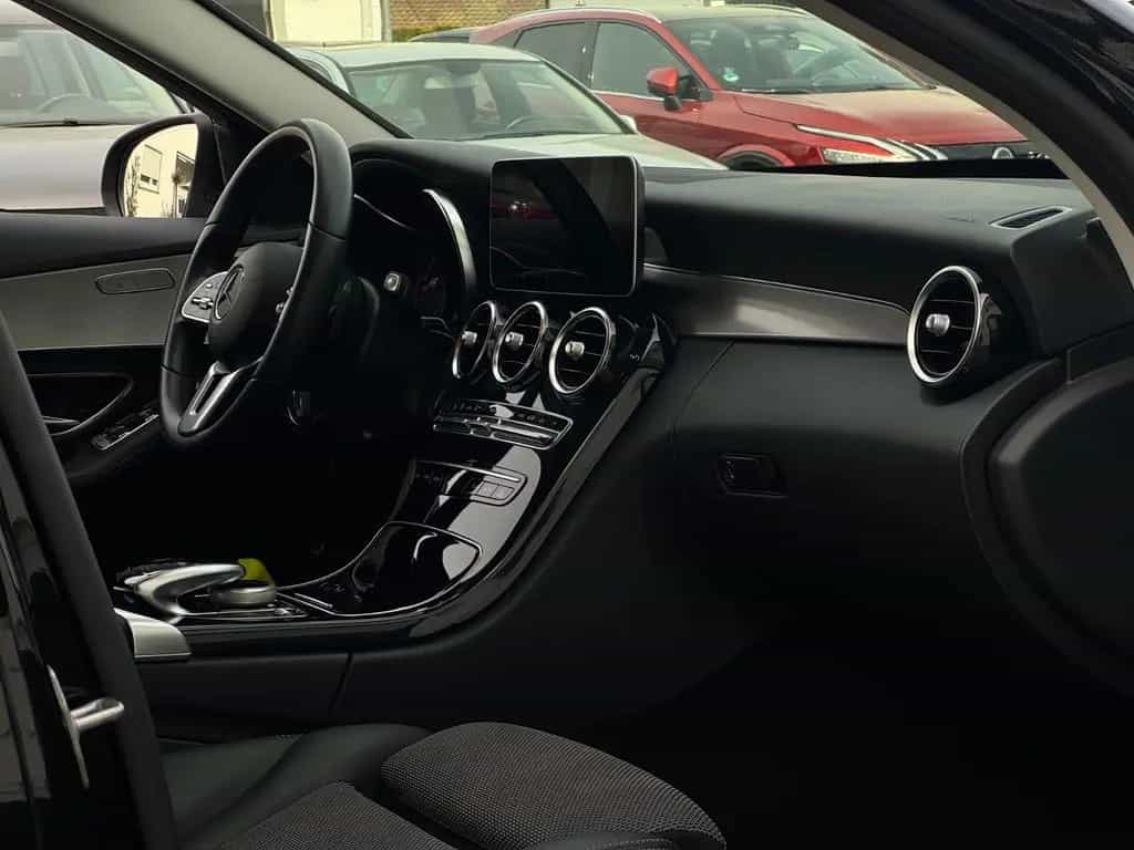 Mercedes-Benz C 200 KOMBI T 4Matic PANO*GARANTIE*AVANTGARDE* 02/2019-photo-19