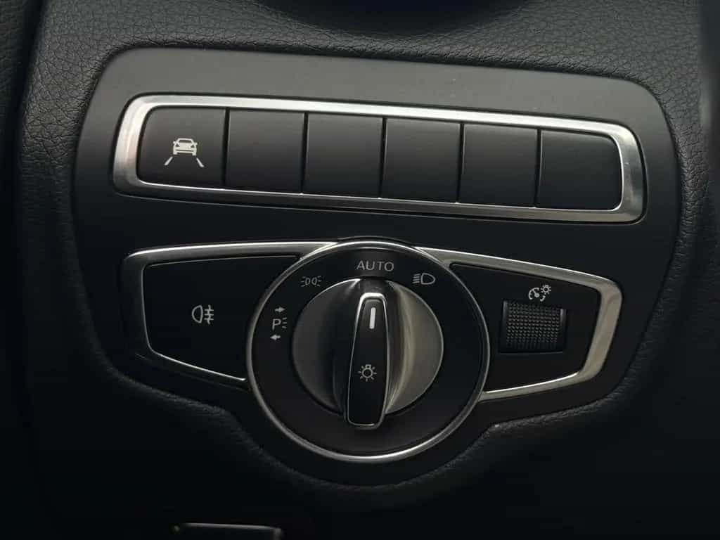 Mercedes-Benz C 200 KOMBI T 4Matic PANO*GARANTIE*AVANTGARDE* 02/2019-photo-22