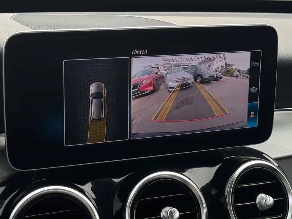 Mercedes-Benz C 200 KOMBI T 4Matic PANO*GARANTIE*AVANTGARDE* 02/2019-photo-31
