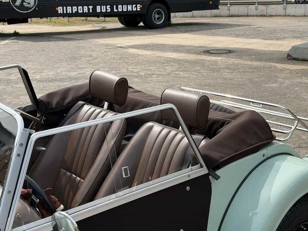 Morgan Plus 4 08/2012-photo-10