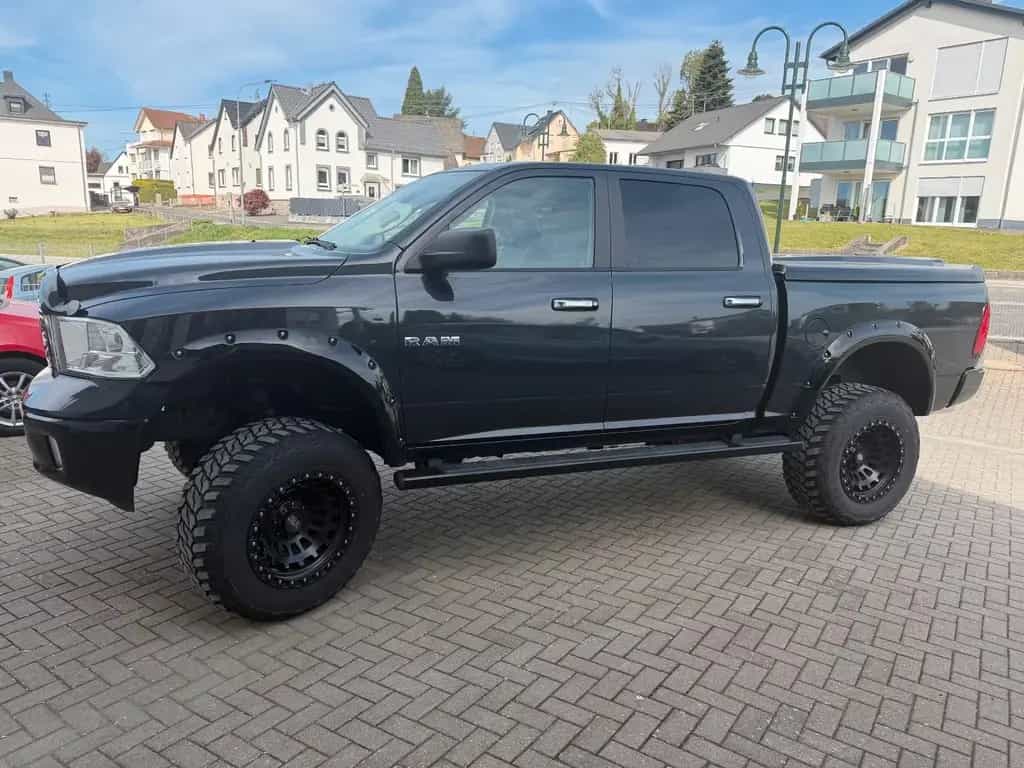 Dodge RAM Laramie Monster Truck Hoch Breit 37 Zoll LPG 07/2018-photo-8