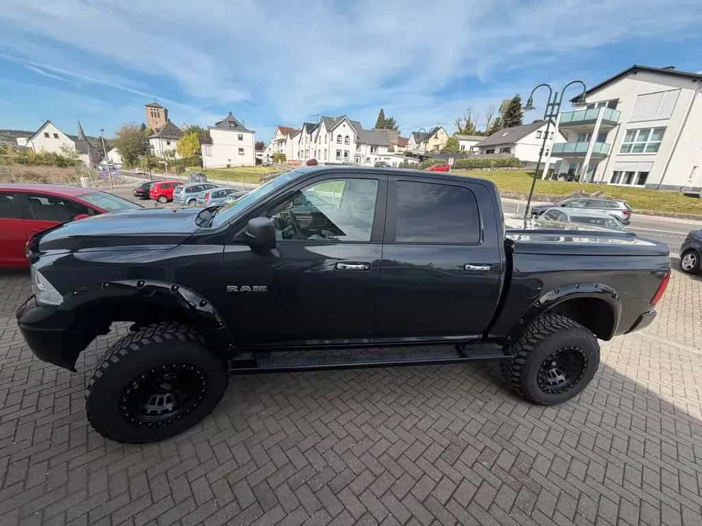 Dodge RAM Laramie Monster Truck Hoch Breit 37 Zoll LPG 07/2018-photo-9