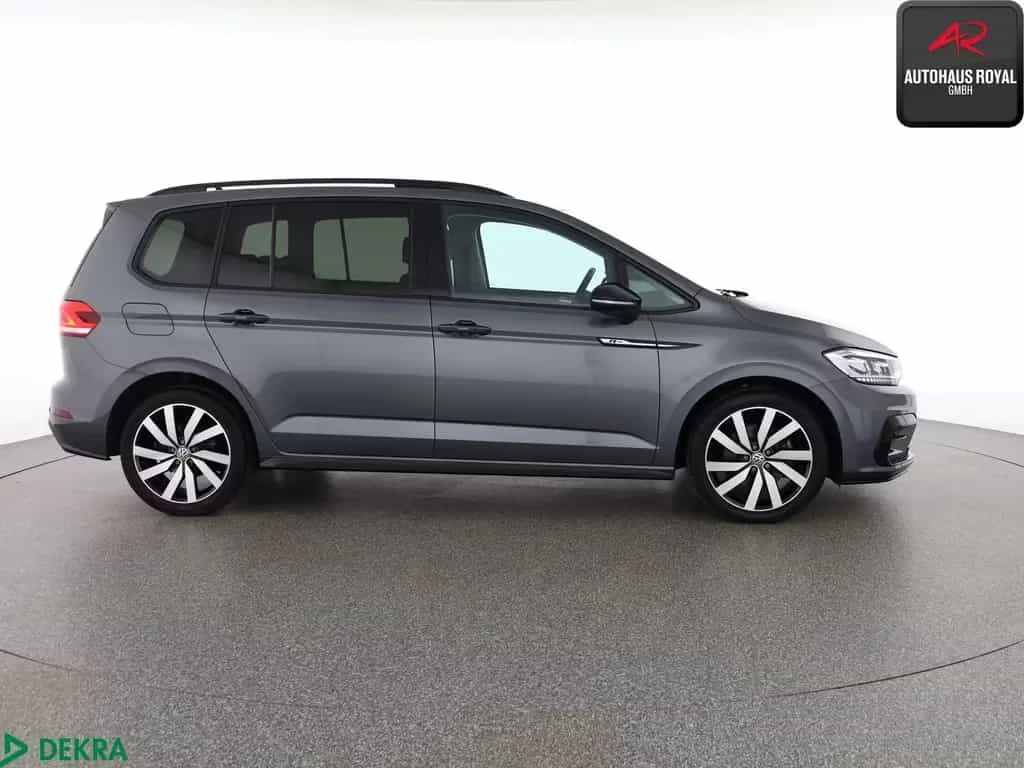 Volkswagen Touran 1.5 TSI R LINE 7 SITZE PANO,MASSAGE,ACC 01/2020-photo-5