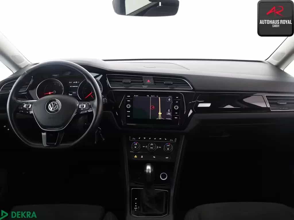 Volkswagen Touran 1.5 TSI R LINE 7 SITZE PANO,MASSAGE,ACC 01/2020-photo-8
