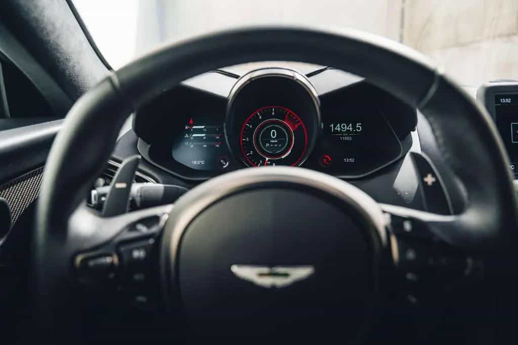 Aston Martin DBS Superleggera / Tungsten Silver / Belgian / 2 04/2019-photo-15