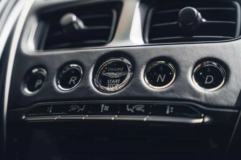 Aston Martin DBS Superleggera / Tungsten Silver / Belgian / 2 04/2019-photo-19