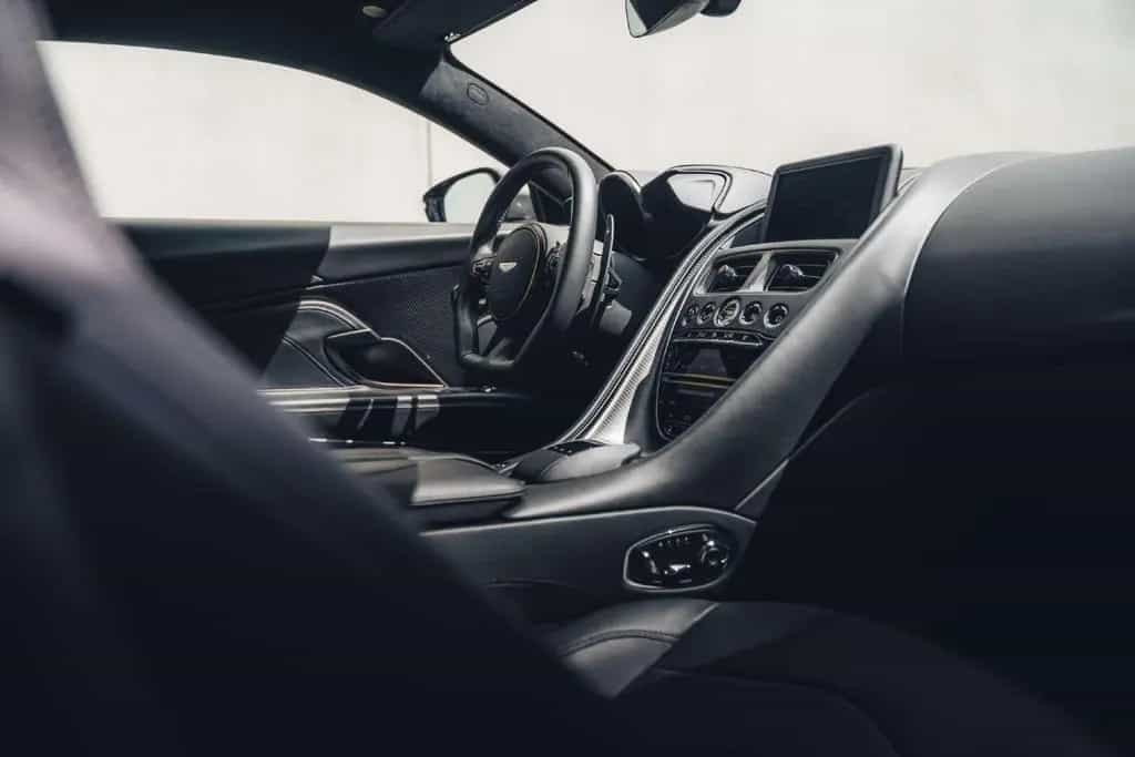 Aston Martin DBS Superleggera / Tungsten Silver / Belgian / 2 04/2019-photo-27