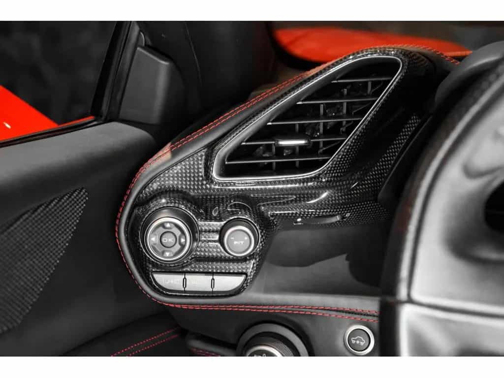 Ferrari 488 GTB 3.9 V8 - ROSSO CORSA METALLIC 01/2017-photo-18