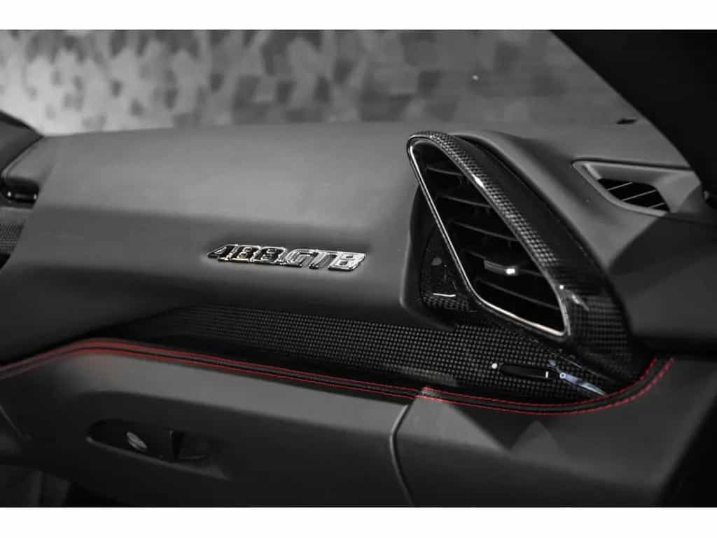 Ferrari 488 GTB 3.9 V8 - ROSSO CORSA METALLIC 01/2017-photo-21