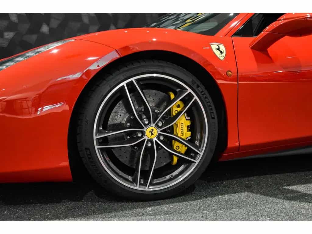 Ferrari 488 GTB 3.9 V8 - ROSSO CORSA METALLIC 01/2017-photo-22