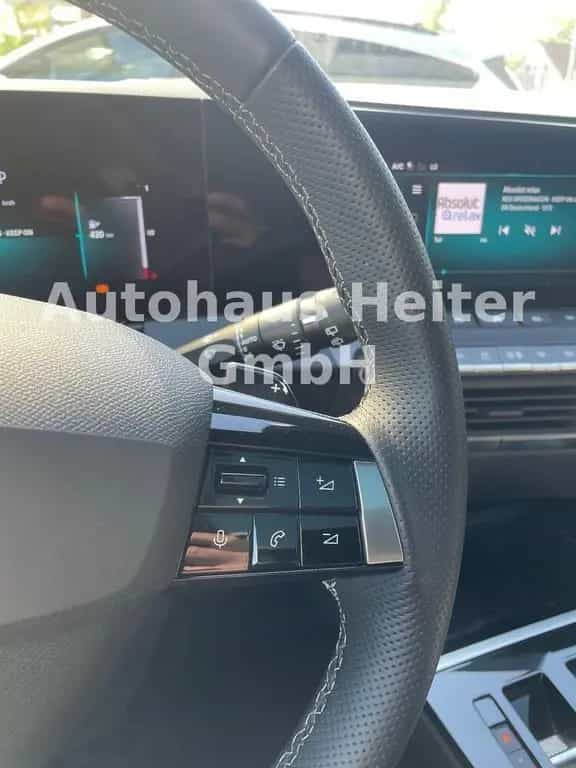 Opel Astra 1.2 ST GS / Schiebedach+360°+Head-UP 05/2025-photo-22