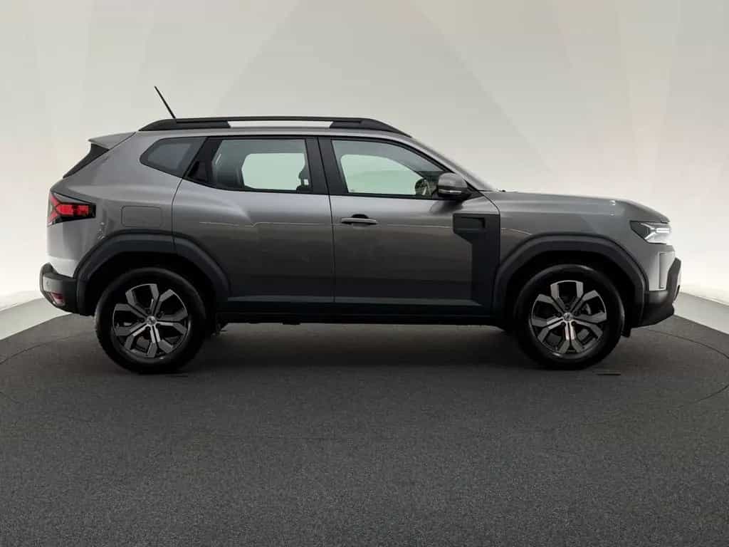 Dacia Duster III 1.2 TCe*EXPRESSION*SHZ-R.KAM-TEMP-AHK 02/2025-photo-7
