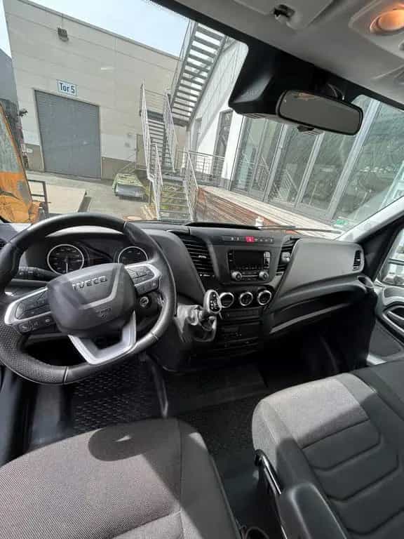 Iveco Other Daily 35S18 Hi-Matic Koffer Grau Mineral 07/2023-photo-8