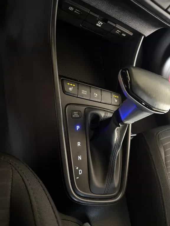 Hyundai i20 LENKRADHEITZUNG/SITZHEITZUNG/CARPLAY 03/2021-photo-14