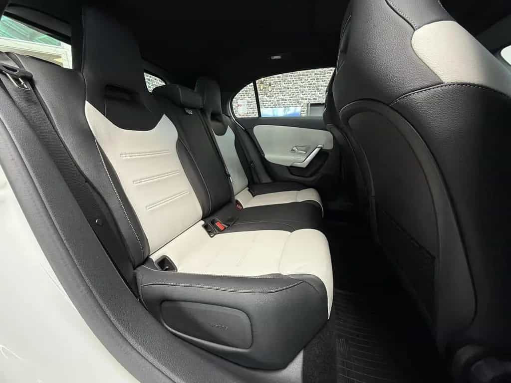 Mercedes-Benz A 180 AMG Line Vollausstattung |HUD|Kamera|Pano| 10/2019-photo-10