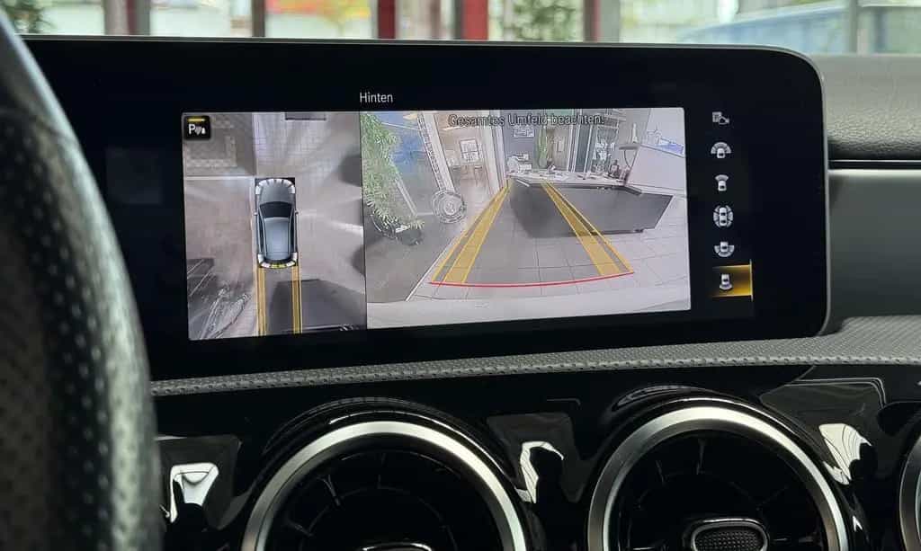 Mercedes-Benz A 180 AMG Line Vollausstattung |HUD|Kamera|Pano| 10/2019-photo-22