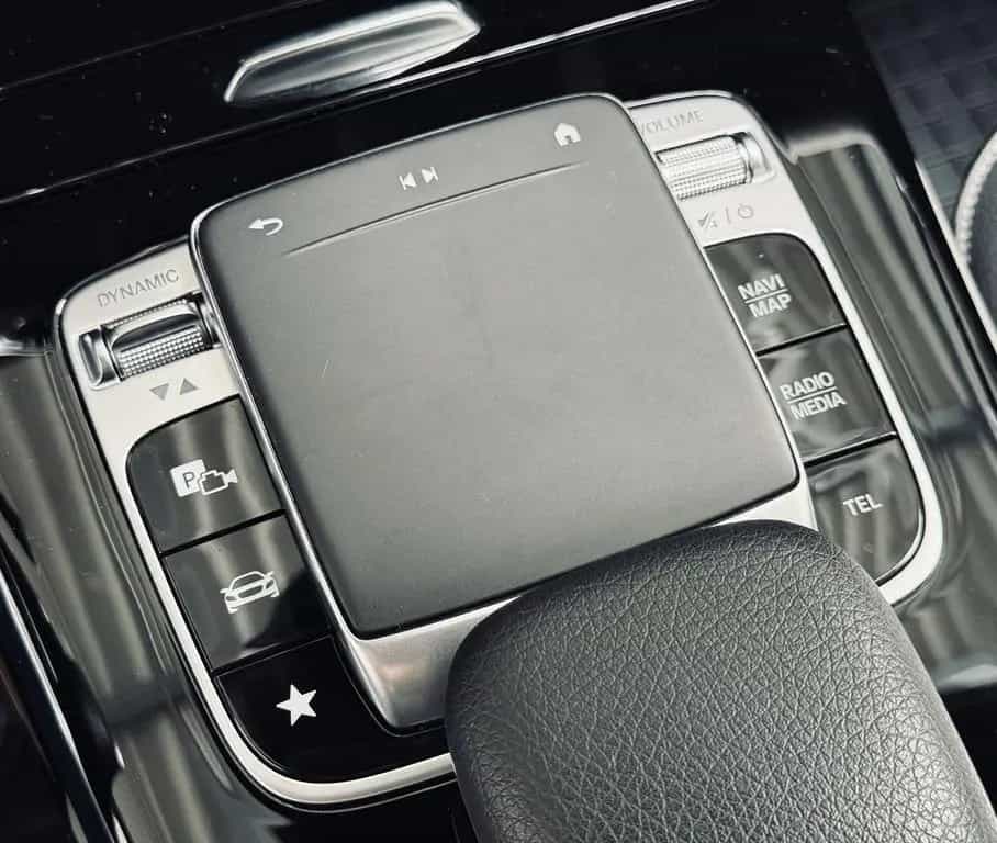 Mercedes-Benz A 180 AMG Line Vollausstattung |HUD|Kamera|Pano| 10/2019-photo-31