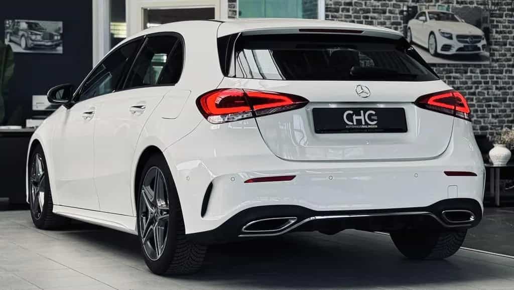 Mercedes-Benz A 180 AMG Line Vollausstattung |HUD|Kamera|Pano| 10/2019-photo-4