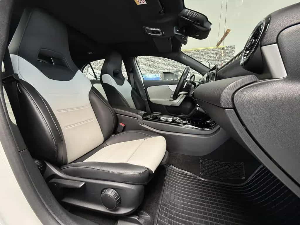 Mercedes-Benz A 180 AMG Line Vollausstattung |HUD|Kamera|Pano| 10/2019-photo-9