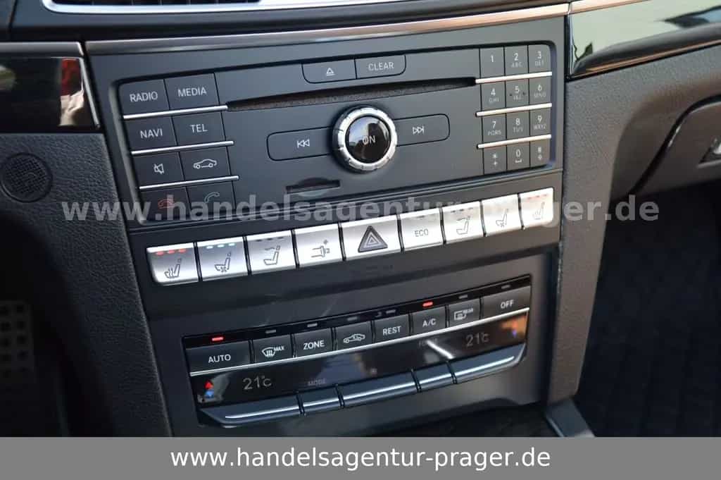Mercedes-Benz E 400 E400 Cabrio AMG H/K 360view Sitzlüftung 12/2015-photo-27