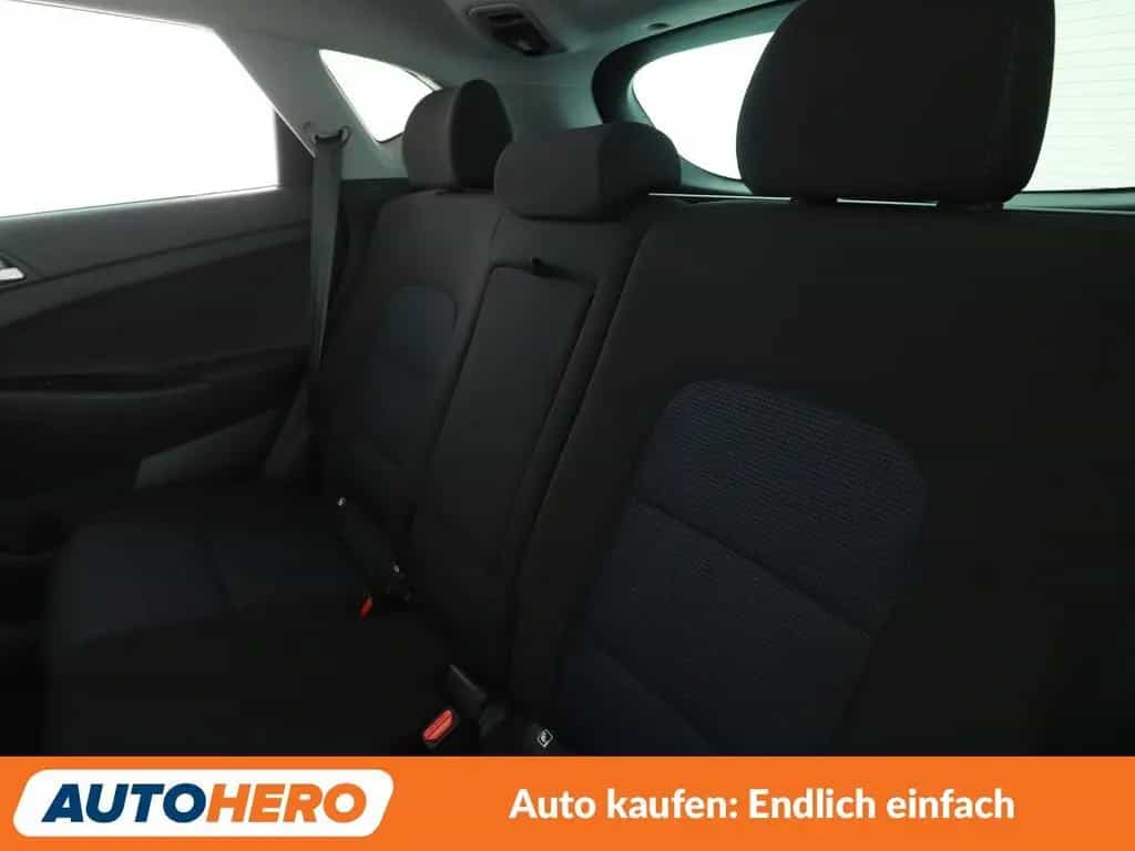 Hyundai TUCSON 1.6 Trend blue 2WD *NAVI*TEMPO*CAM*PDC* 10/2017-photo-13