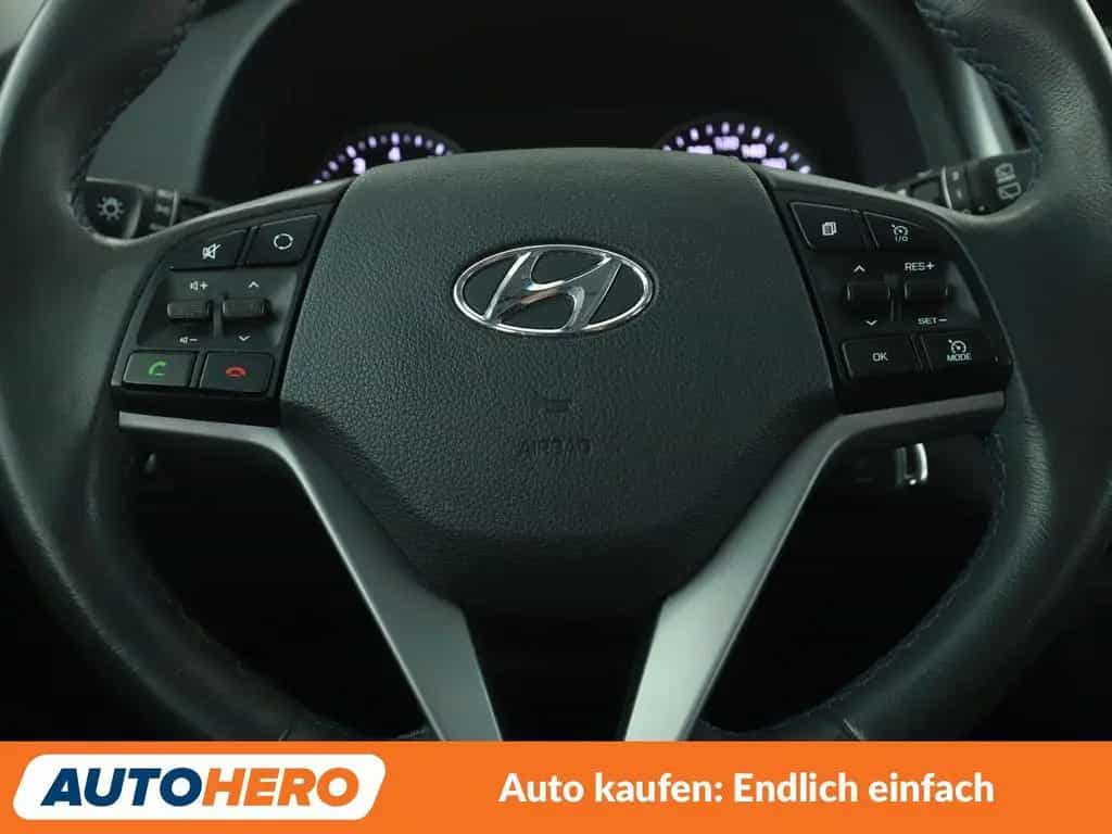Hyundai TUCSON 1.6 Trend blue 2WD *NAVI*TEMPO*CAM*PDC* 10/2017-photo-18
