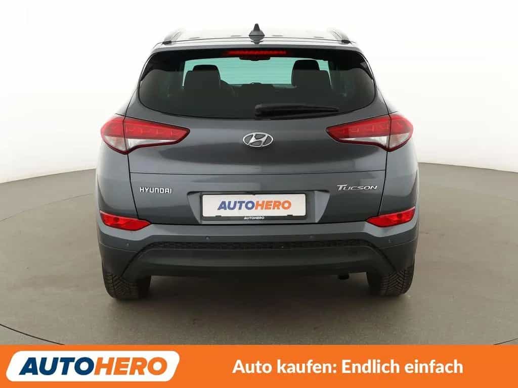 Hyundai TUCSON 1.6 Trend blue 2WD *NAVI*TEMPO*CAM*PDC* 10/2017-photo-4