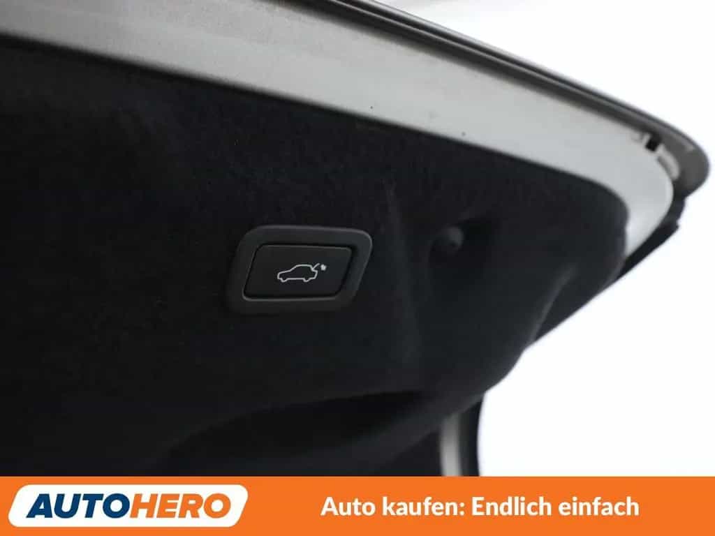 Jaguar XE 30t HSE AWD Aut.*NAVI*ACC*CAM*PDC*SHZ*PANO* 12/2021-photo-35