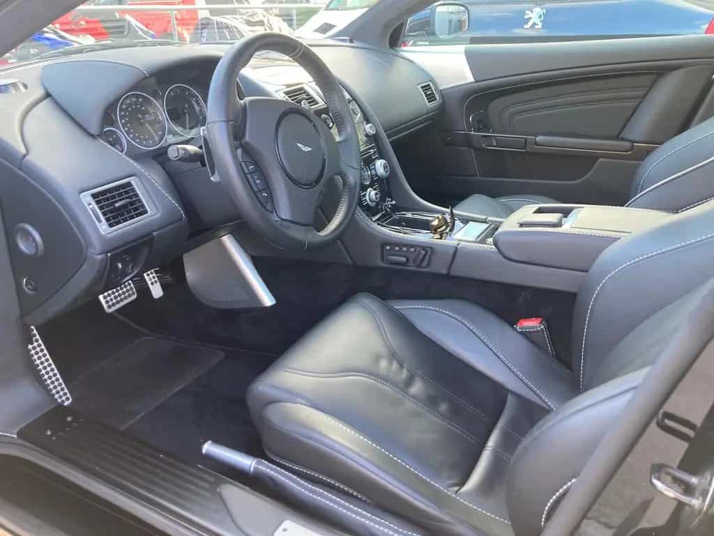 Aston Martin DBS 6.0 Touchtronic - 05/2009-photo-10