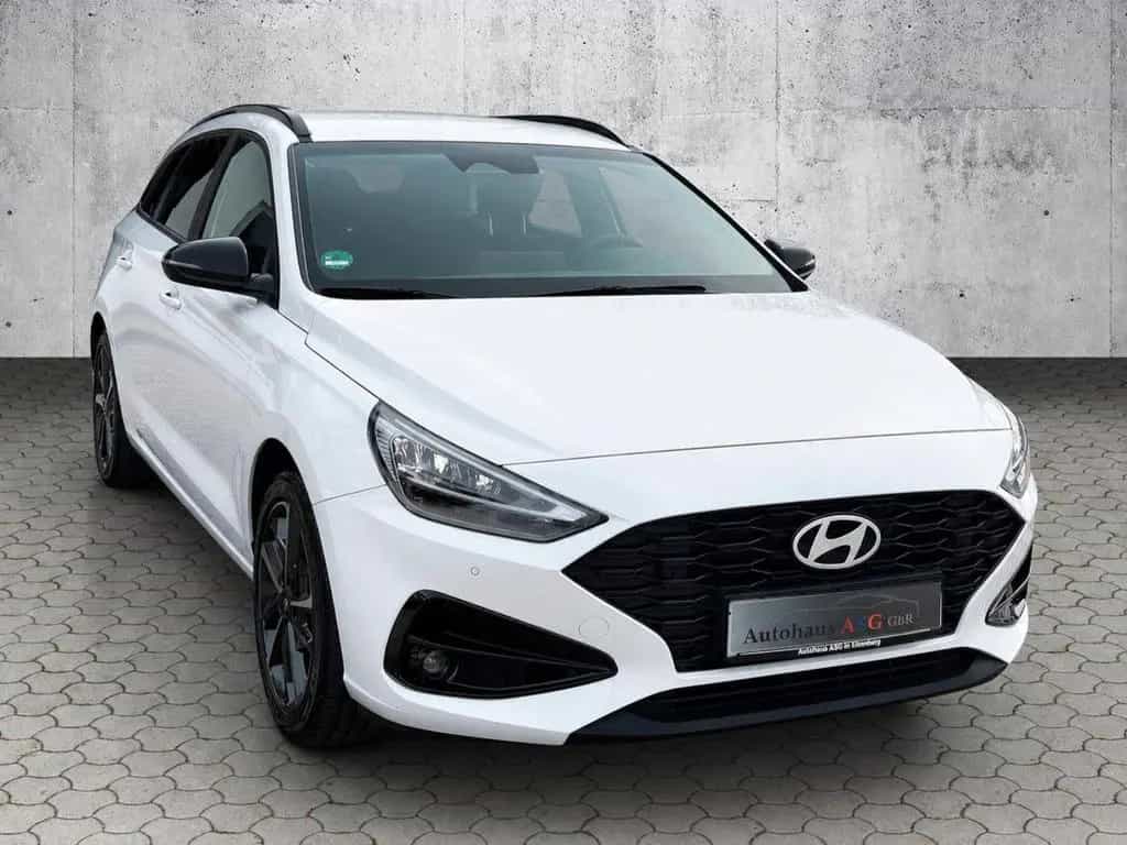 Hyundai i30 cw Advantage*LED*Kamera*Dig. Cockpit*CarPlay 10/2024-photo-0