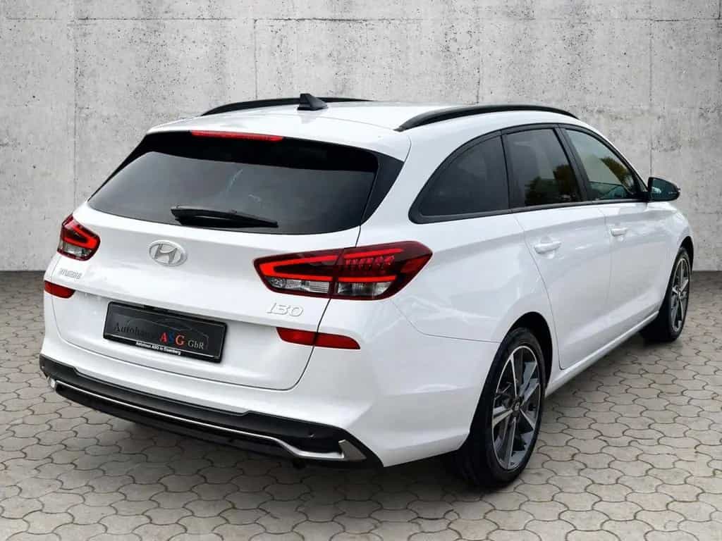 Hyundai i30 cw Advantage*LED*Kamera*Dig. Cockpit*CarPlay 10/2024-photo-4