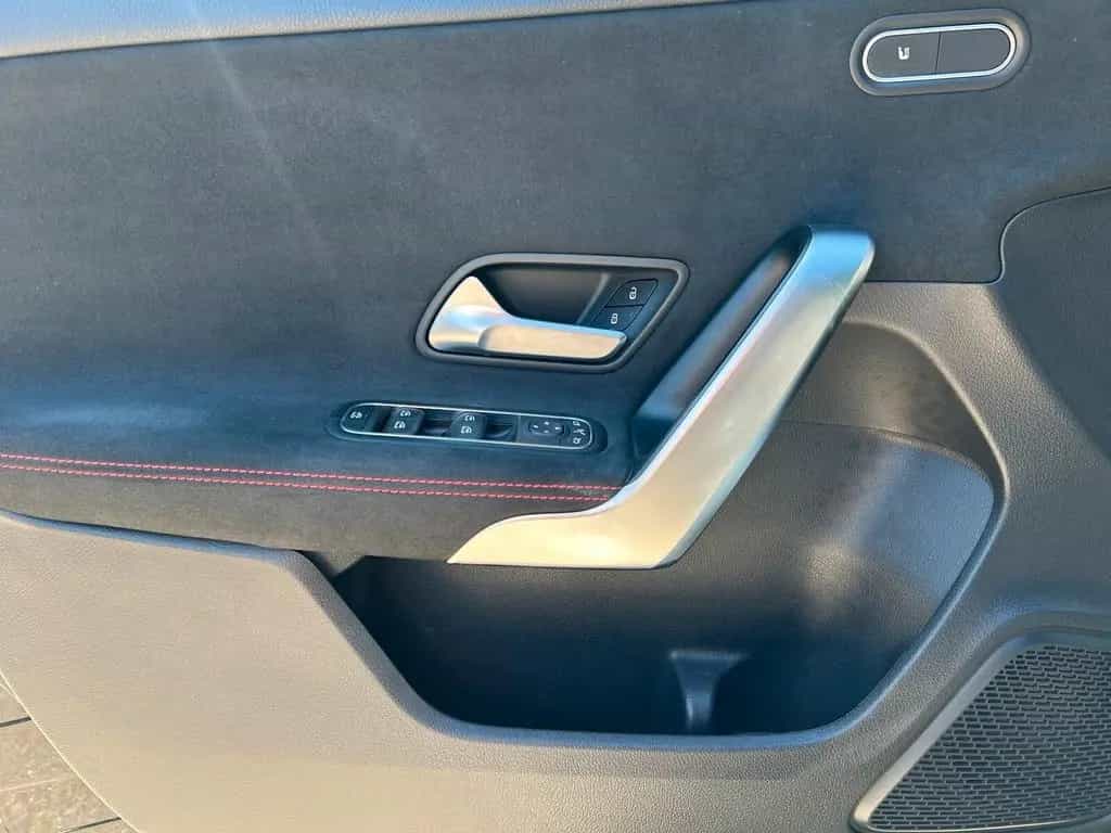 Mercedes-Benz A-Class 220 4M AMG+LED+NAVPREM+AMBI+KAM+TOTW+DAB+SHZ 05/2019-photo-14