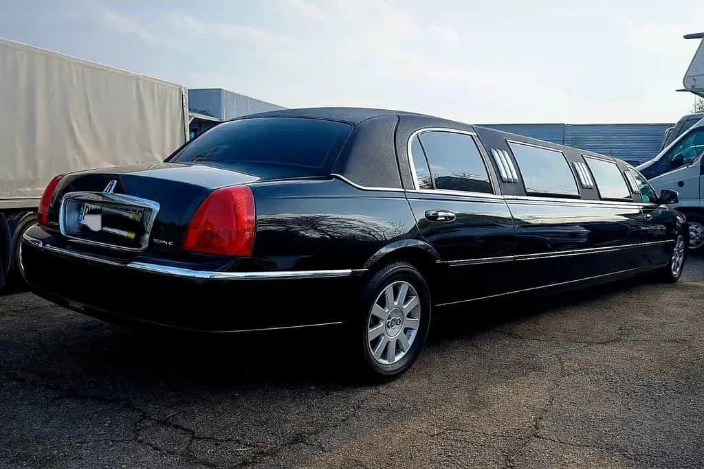 Lincoln Town Car 07/2003-photo-3
