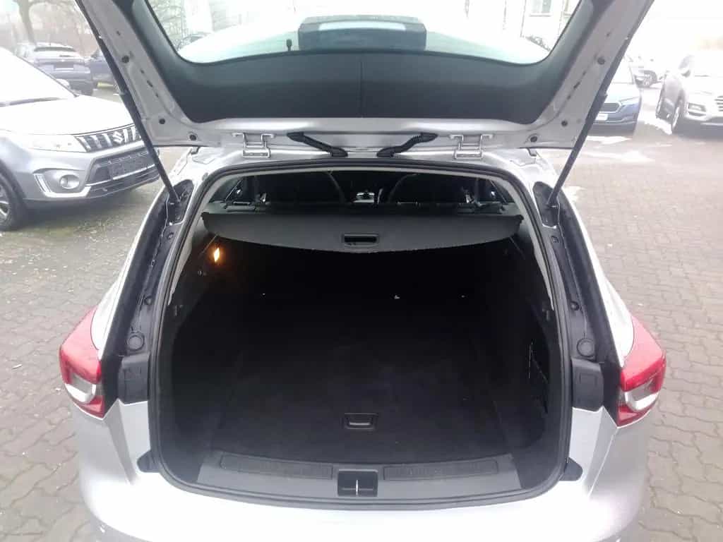 Opel Insignia B Sports T./AHK/NAVI/PDC/SITZHZG/KLIMAA 02/2019-photo-11