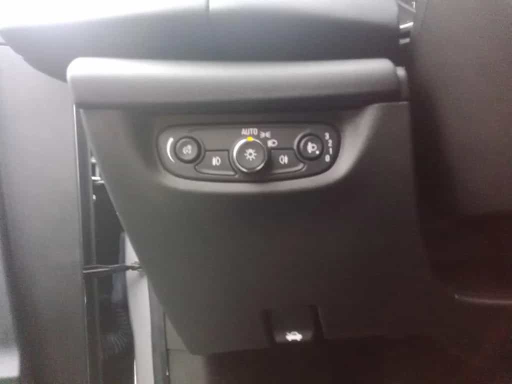 Opel Insignia B Sports T./AHK/NAVI/PDC/SITZHZG/KLIMAA 02/2019-photo-16