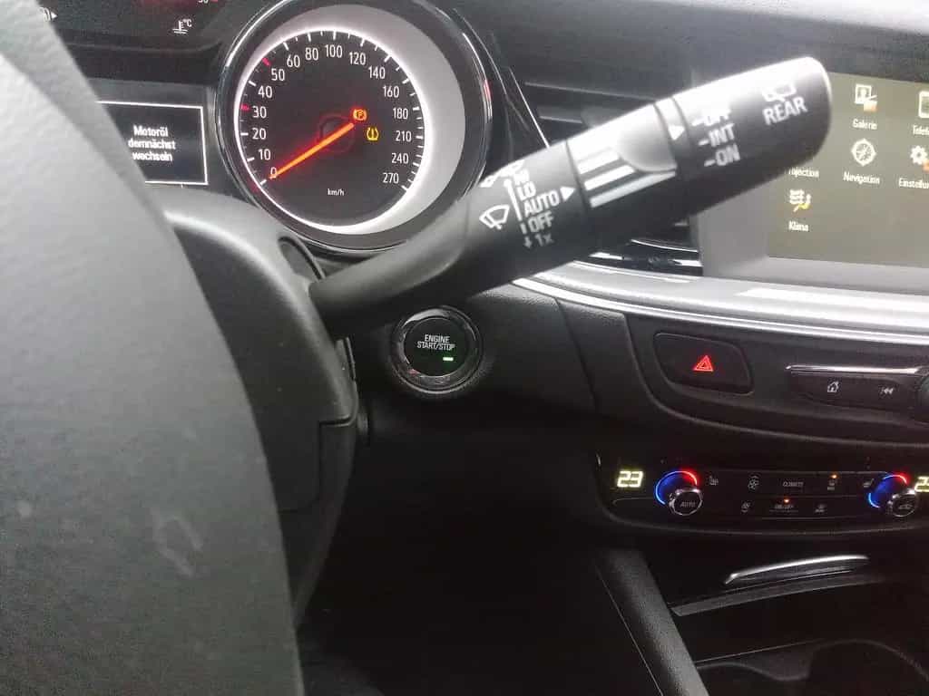 Opel Insignia B Sports T./AHK/NAVI/PDC/SITZHZG/KLIMAA 02/2019-photo-18