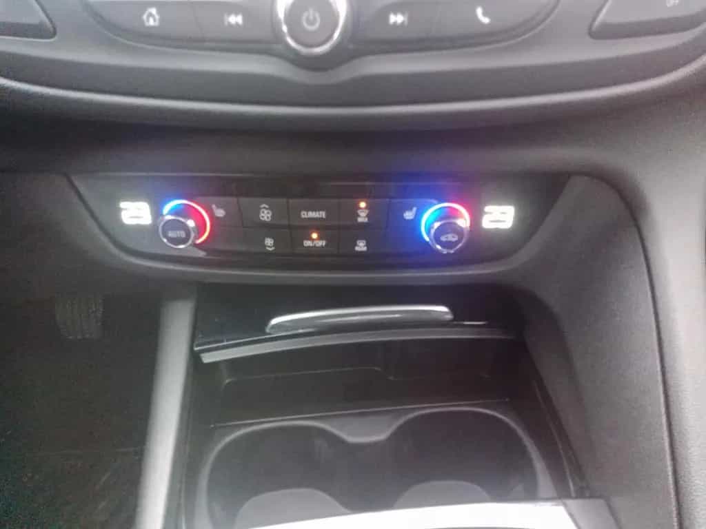Opel Insignia B Sports T./AHK/NAVI/PDC/SITZHZG/KLIMAA 02/2019-photo-21