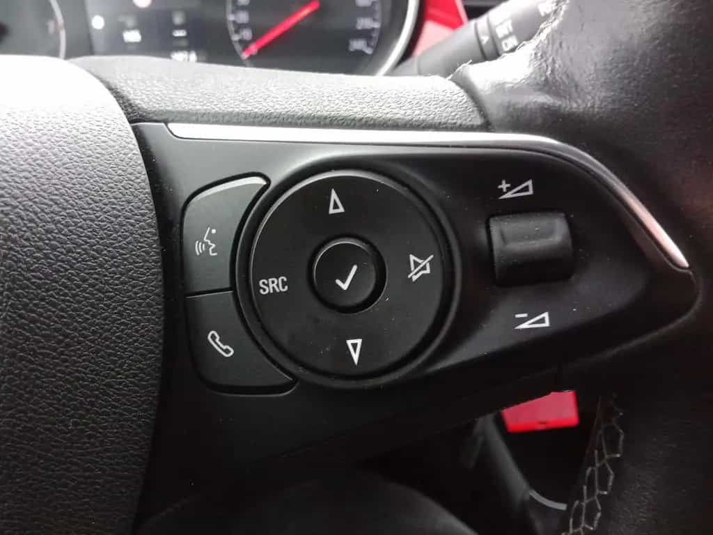 Opel Crossland 07/2023-photo-19