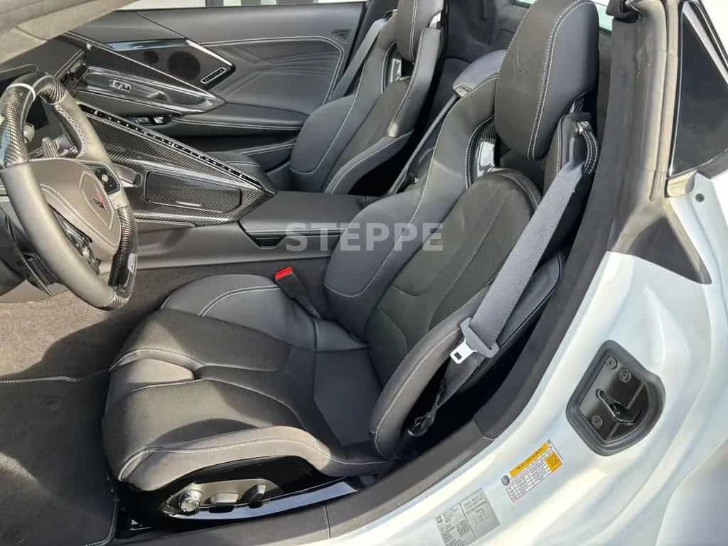 Corvette Z06 5,5V8 Cabrio Europamodell 3LZ 08/2025-photo-11