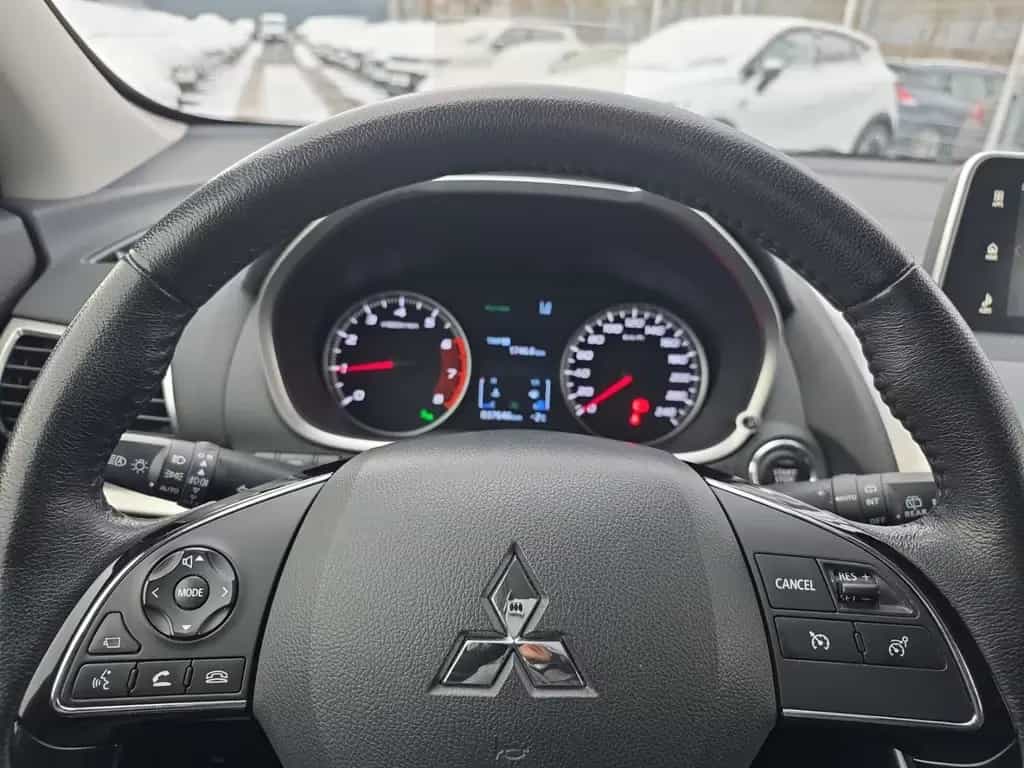 Mitsubishi Eclipse Cross Intro Edition 1.5 T-MIVEC AHK WR 3 03/2019-photo-17