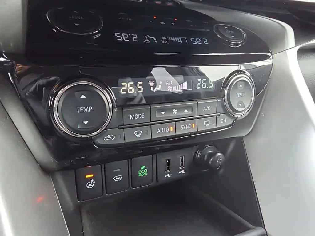Mitsubishi Eclipse Cross Intro Edition 1.5 T-MIVEC AHK WR 3 03/2019-photo-25
