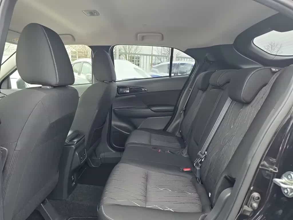 Mitsubishi Eclipse Cross Intro Edition 1.5 T-MIVEC AHK WR 3 03/2019-photo-8